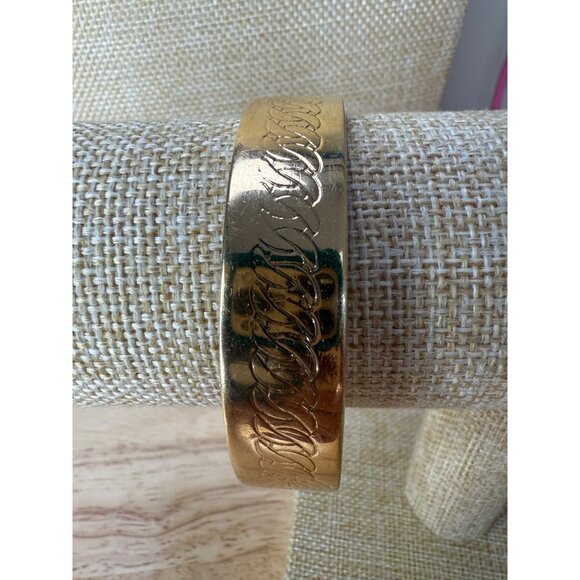 Marc Jacobs Gold Tone Bangle Bracelet With Braided Etched Design - 7" Medium Fit - Picture 10 of 16